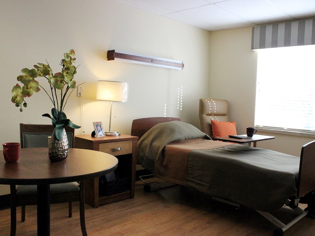 Edgewater Nursing Home & Rehabilitation CommuniCare